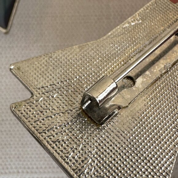 Pair Of Vintage Art Deco Gold & Black Brooches - Picture 4 of 6